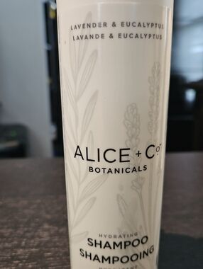 ALICE + CO. Botanicals Lavender & Eucalyptus Hydrating Shampoo
